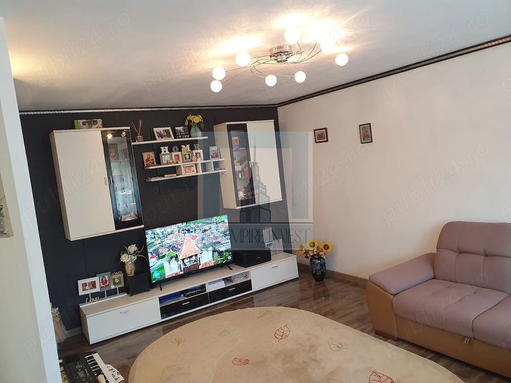 Apartament decomandat, 4 camere, etaj 1/ 4 , cartier Noua - Poză 9