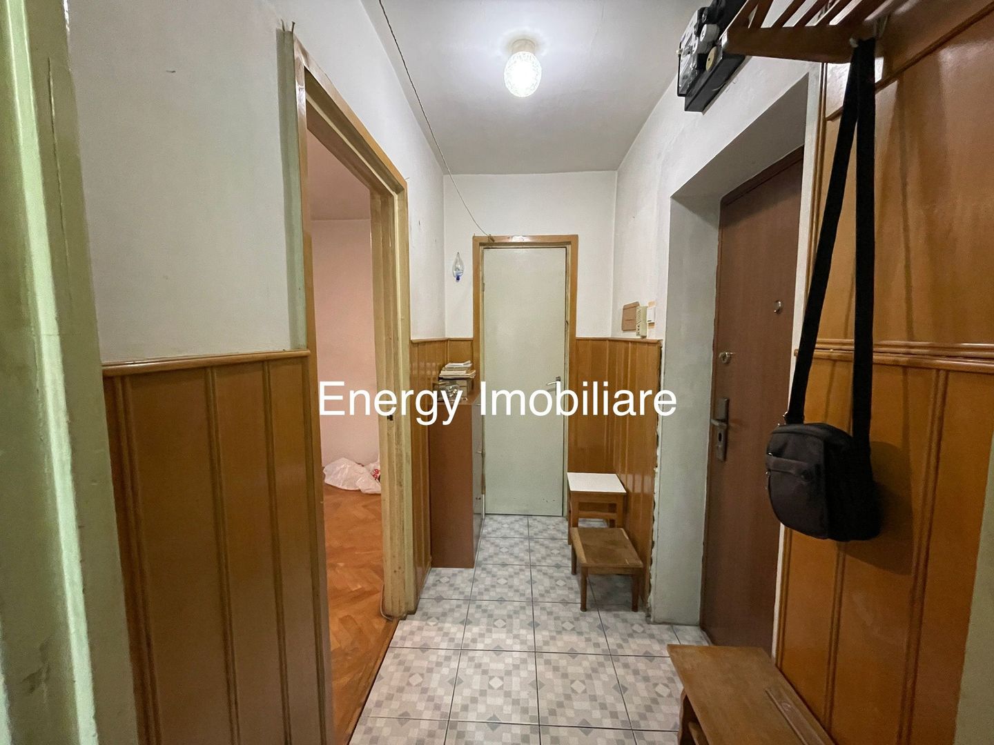 Apartament cu 2 camere, zona Dâmbul Pietros - Poză 7