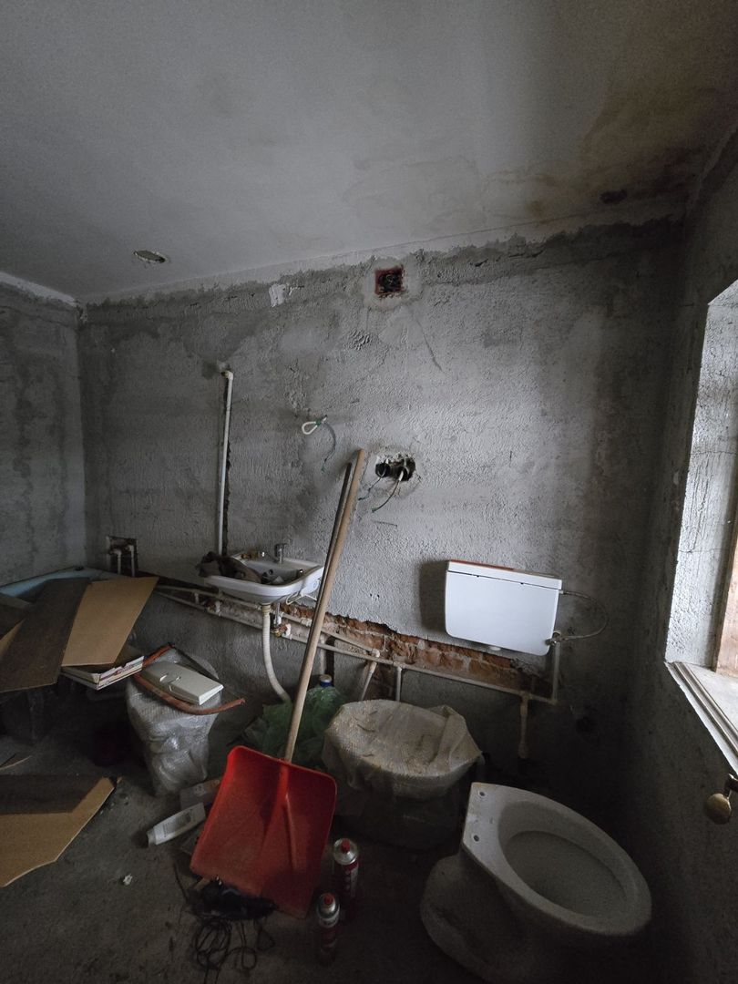 Casă și teren de vânzare în Colibași Dâmbovița Liniște Spațiu Natura - Poză 7