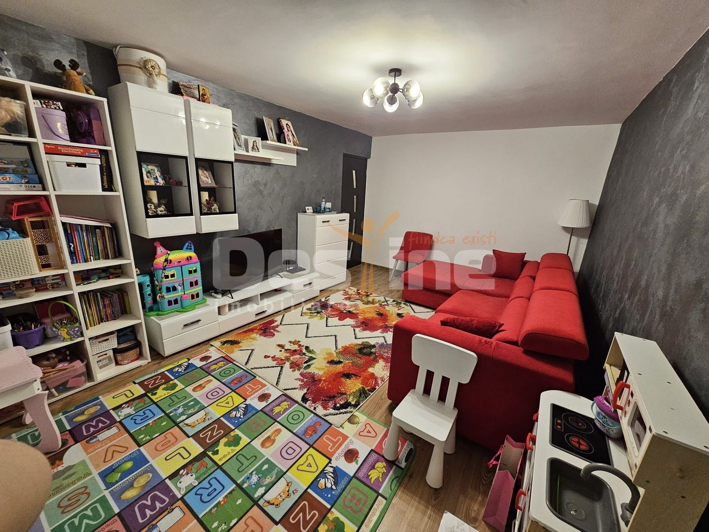 Apartament 2 camere decomandat 0% Comision pentru cumparator - Poză 1