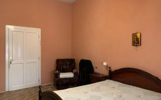 Casa versatila   P+E+M in zona  isorica Sinaia - Poză 5