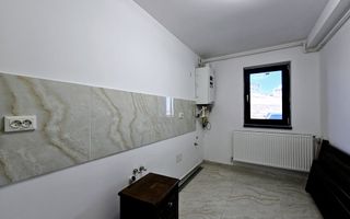 Apartament cu 2 camere de vanzare, Cetate - Poză 2