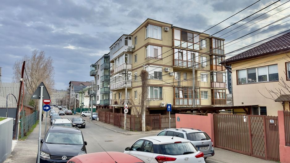 2 camere, bloc 2007, metrou Crangasi, parcare inclusa, centrala proprie - Poză 17