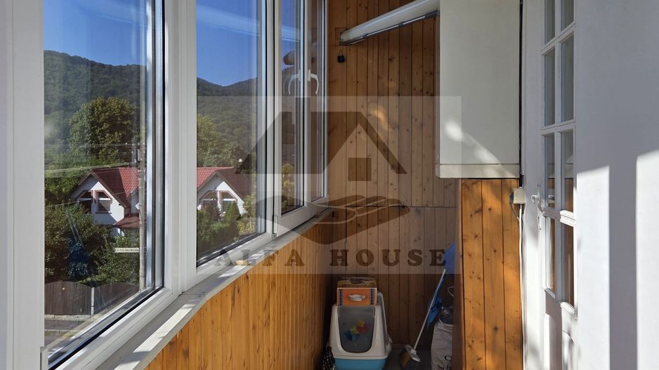 Apartament cu trei camere, zona Noua, 54 mp - Poză 10