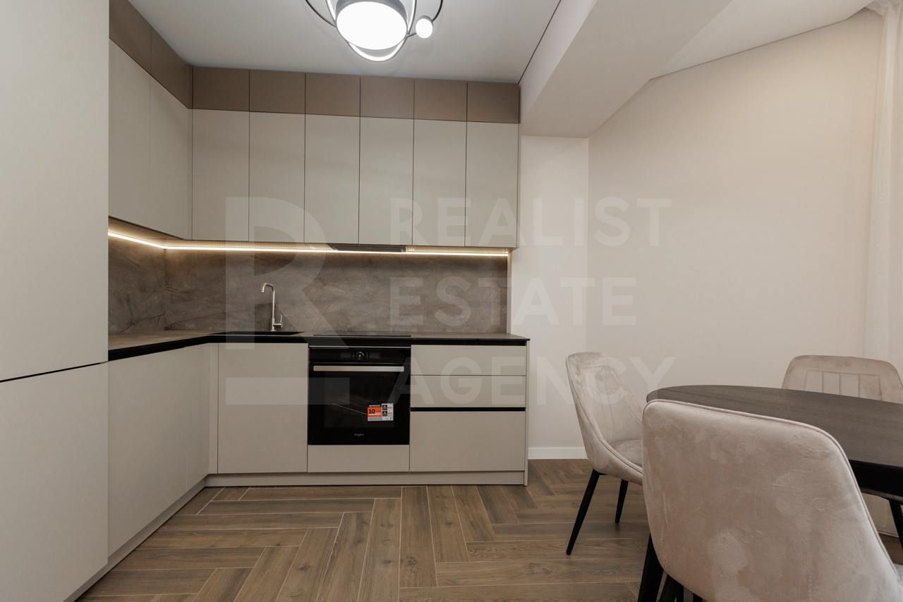 Vânzare, apartament, 4 camere, strada Ivan Zaikin, Centru - Poză 2