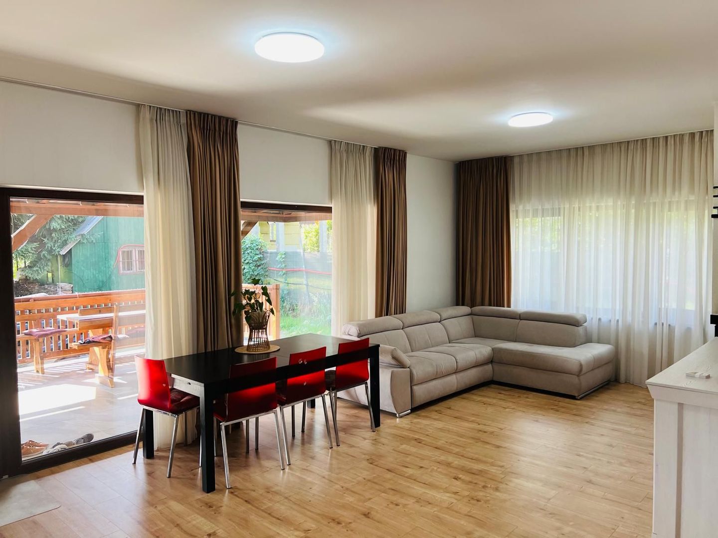 De inchiriat Casa moderna 160 mp teren 1000 mp Tocile Sadu - Poză 7