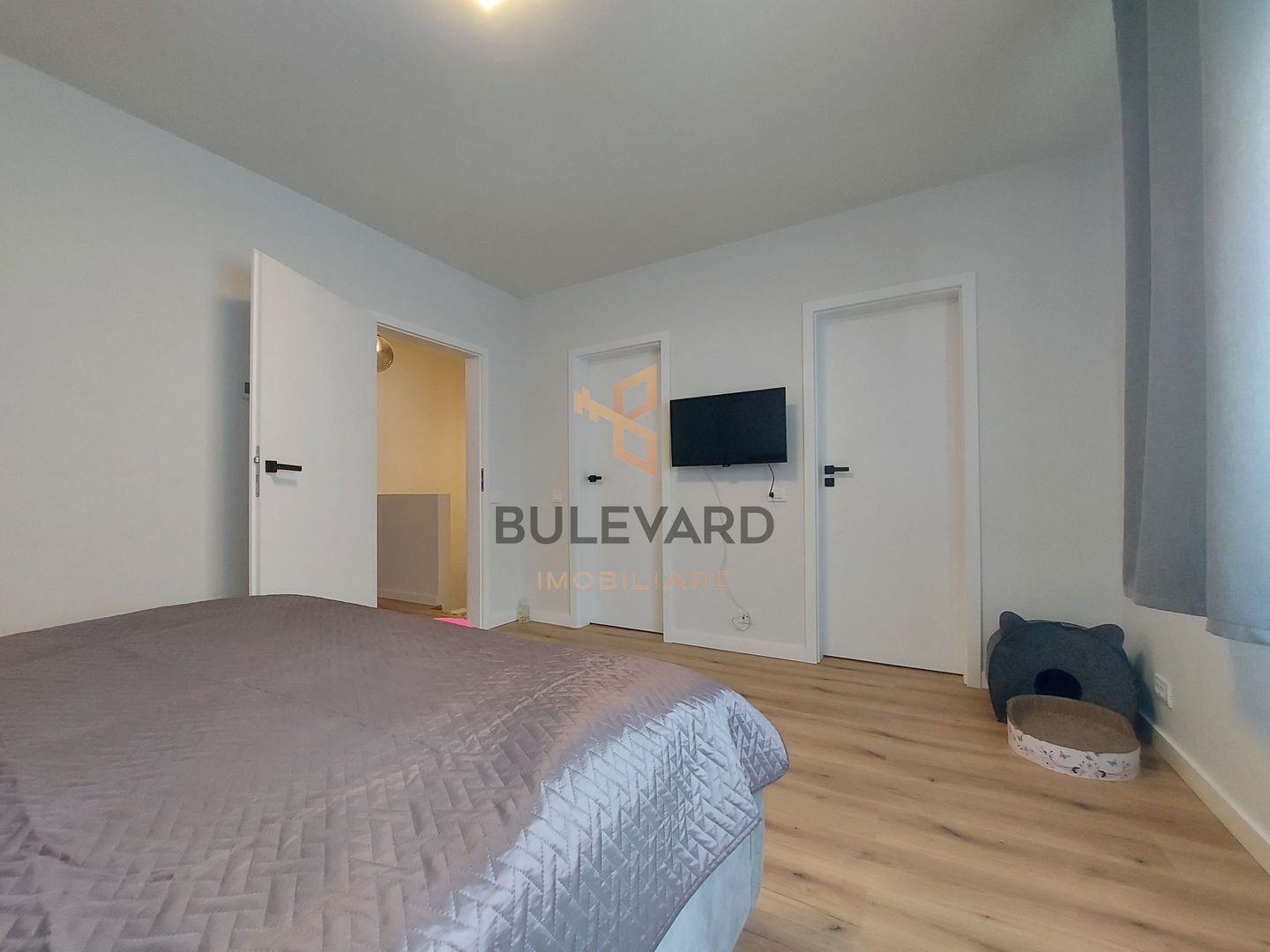 Casa tip duplex cu teren de 350 mp, zona Tautiului! - Poză 7