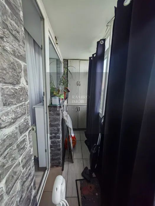 OCAZIE APARTAMENT 3 CAMERE DECOMANDAT UIOARA/BRANCOVEANU - Poză 6