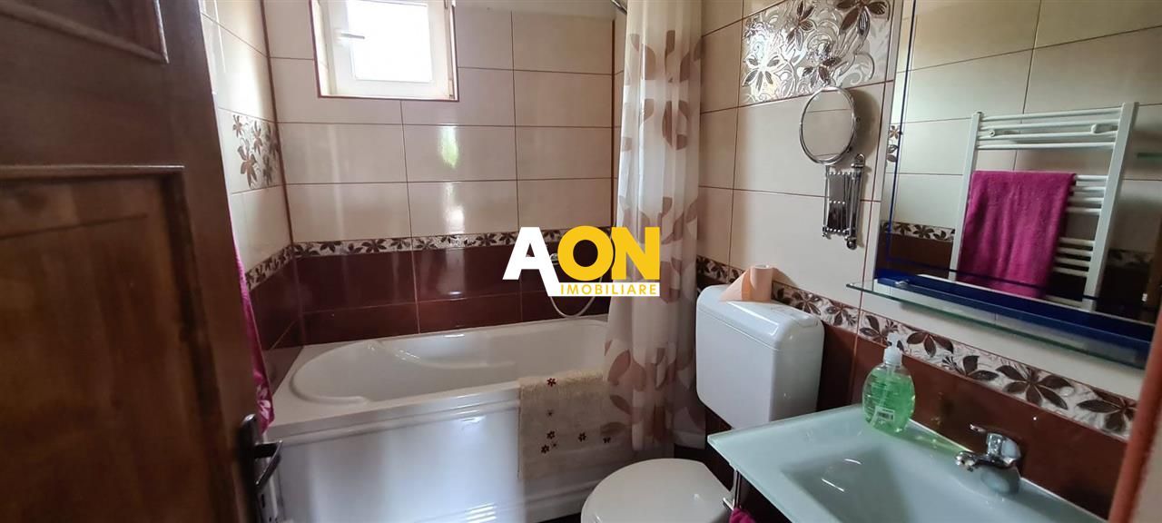 De vanzare casa 4 camere 1392 mp teren in Oarda de Sus - Poză 11