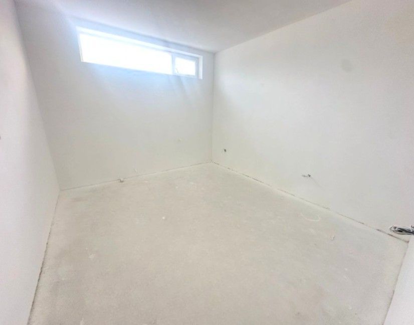 Apartament 2 camere de vânzare Otopeni - Nou, Parcare, Luminos, Preț super! - Poză 8