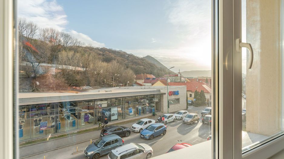 Apartament decomandat, 2 camere, 46 mp – Centru Civic, Brașov - Poză 10