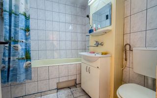 4 camere decomandate, 2200E/mp - Poză 7