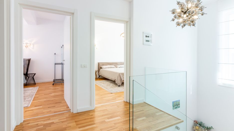 Vânzare casă modernă cu 5 camere | Corbeanca | Grădină și confort - Poză 19