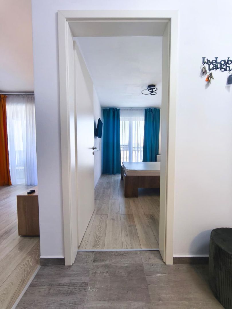 Studio Elegant în Kasper Coresi Balcon  Parcare  Boxă - Poză 15