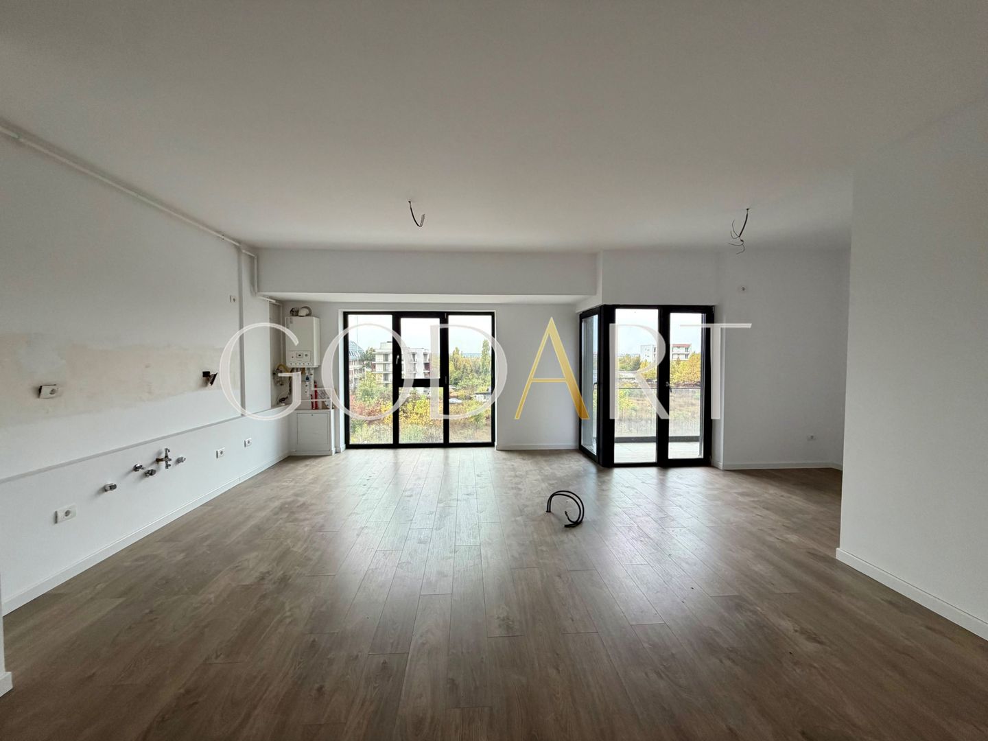 Studio premium | Terasa | Loc de parcare - Poză 1