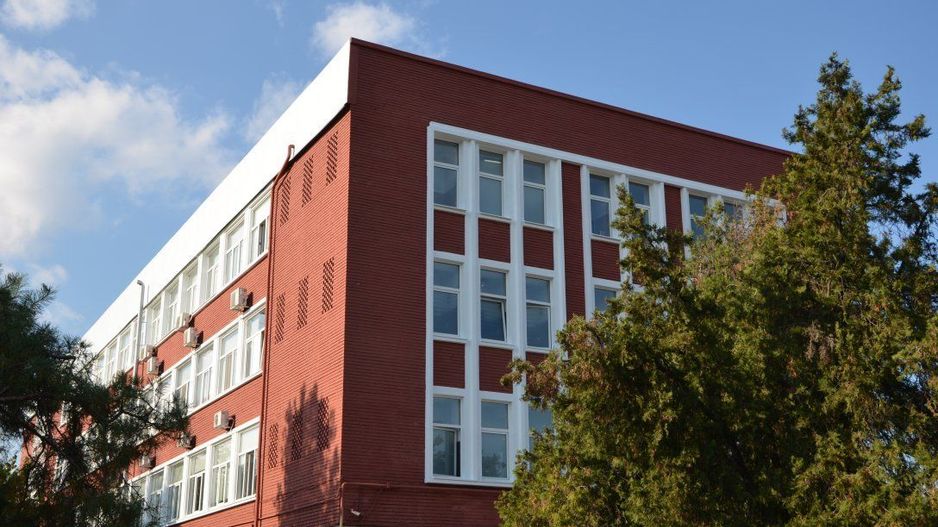 Cladire de birouri la 50 de metri de metrou, langa hala Laminor! - Poză 2