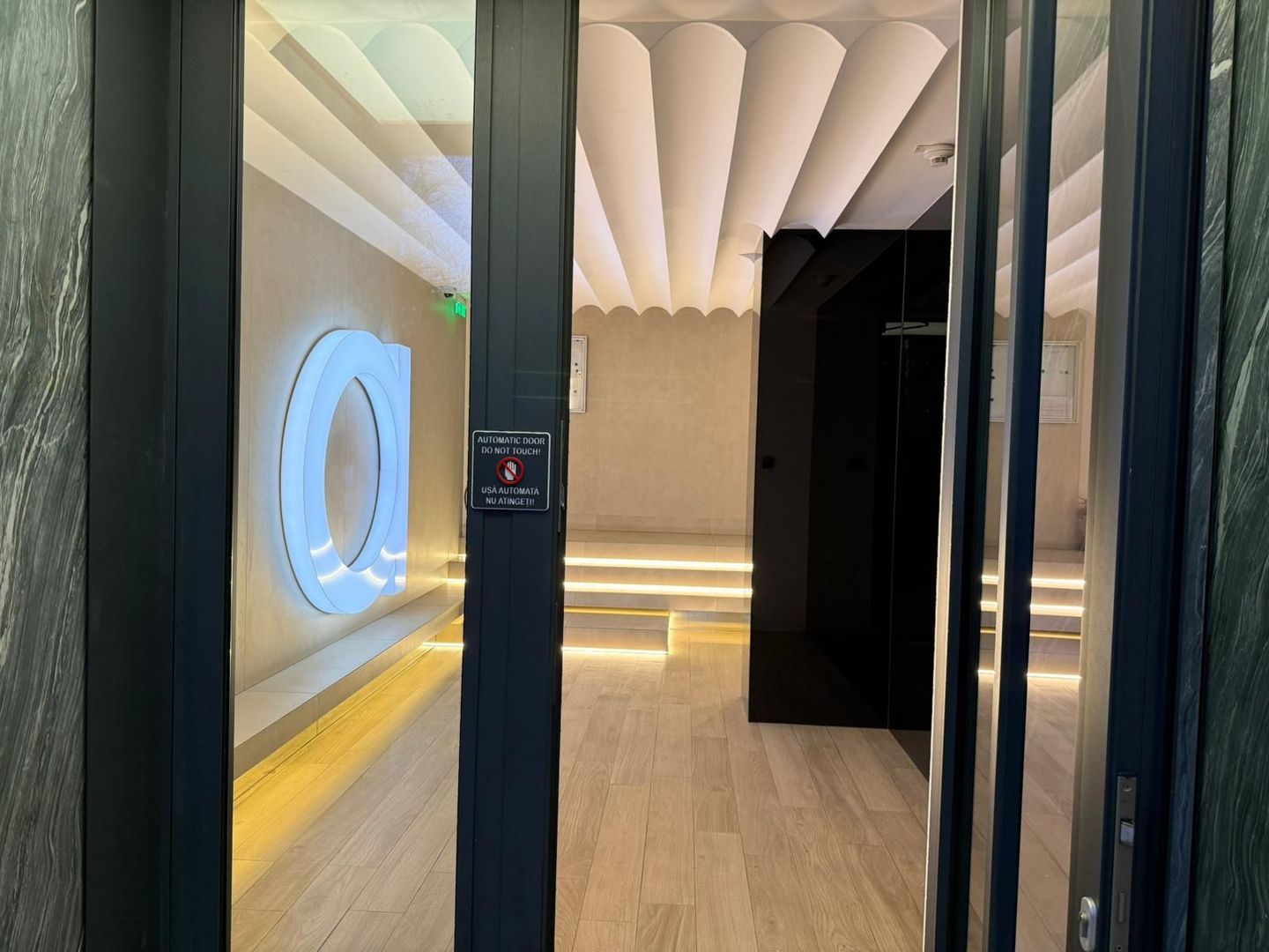 GARSONIERA COTROCENI, MASINA SPALAT VASE, BUCATARIE INCHISA, METROU - Poză 10