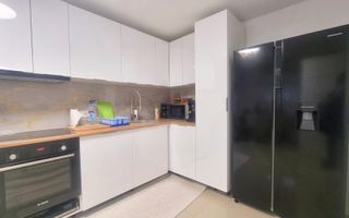 CASĂ 4 CAMERE DE VÂNZARE, CURTE LIBERĂ, TEREZIAN SIBIU, COMISION 0% - Poză 8