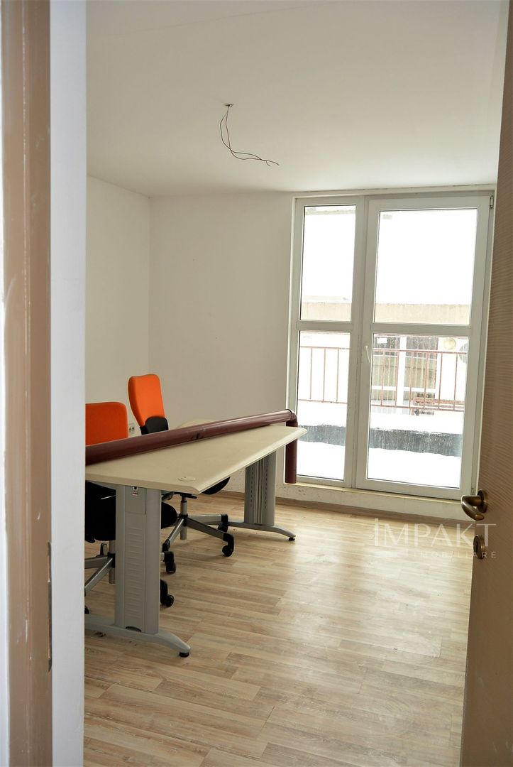 Cladire de birouri cu  spatii vitrate generoase in Zorilor. - Poză 12