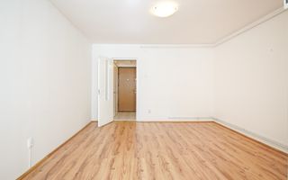 Garsonieră gata de mutat / închiriat – etaj 1, sud, centrală proprie - Poză 3