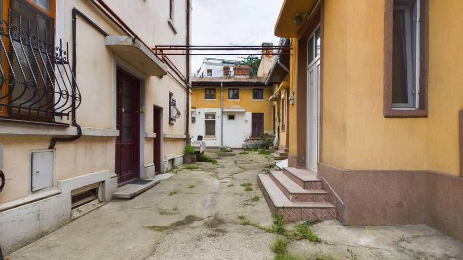 Apartament cu o cameră situat vizavi de Gara de Nord - Poză 8