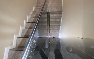 Vila intr-un peisaj idilic la 15 minute de capitala, pret imbatabil! - Poză 14