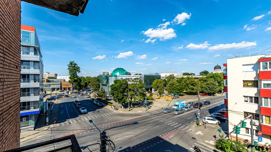 Apartament cu 4 camere vizavi de Consiliul Județean - Poză 2