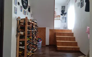 Casă cu garaj, panouri solare și încărcare auto electrică- Zalău - Poză 18