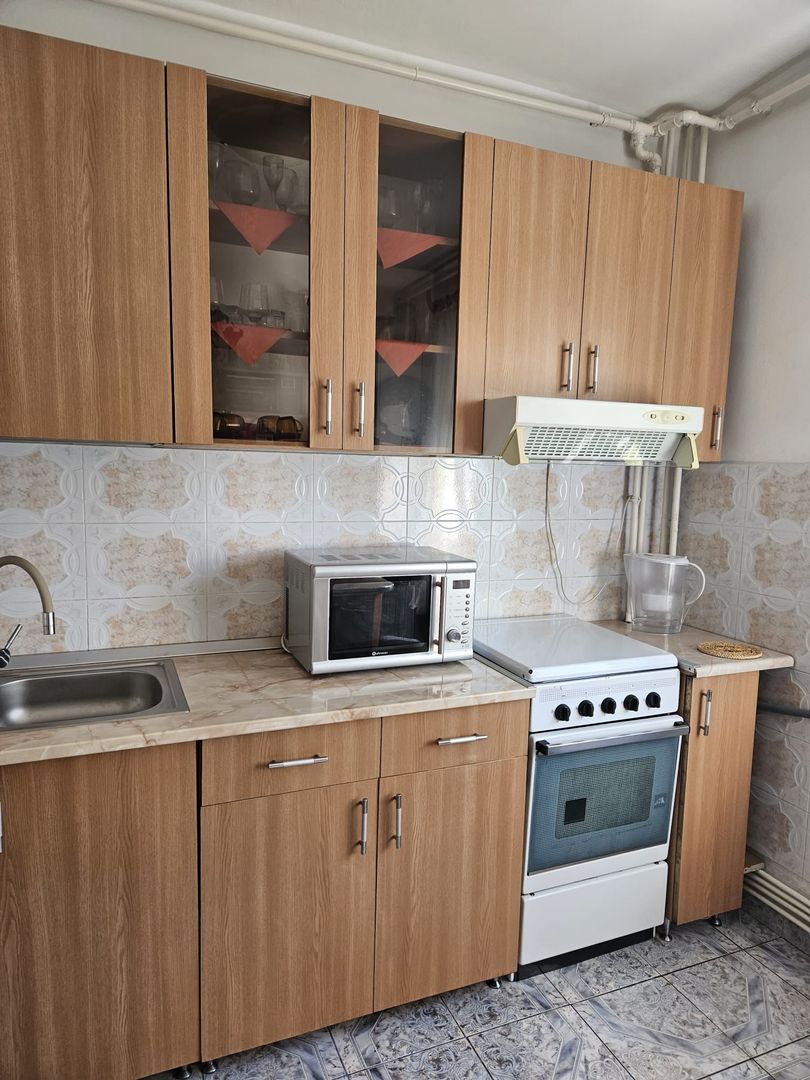 Parcul Trandafirilor, garsoniera in bloc de apartamente, loc parcare - Poză 6