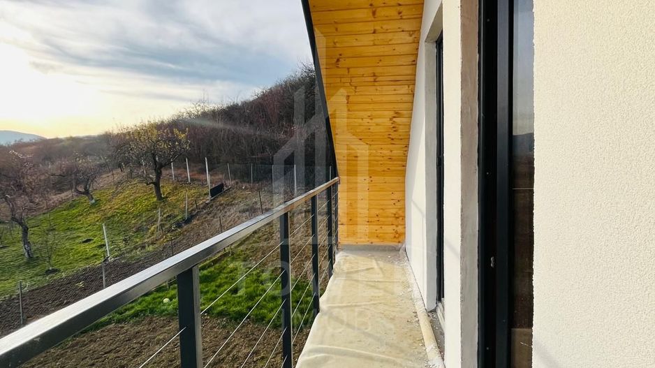 Cabana moderna cu view superb - Poză 13