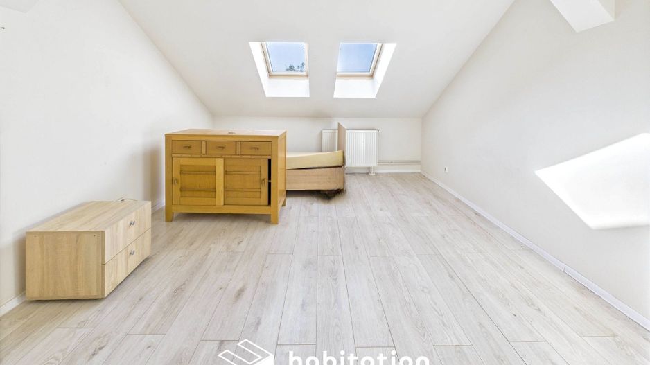 Casă de închiriat în zona Lunei – ideală pentru locuit sau birouri - Poză 17