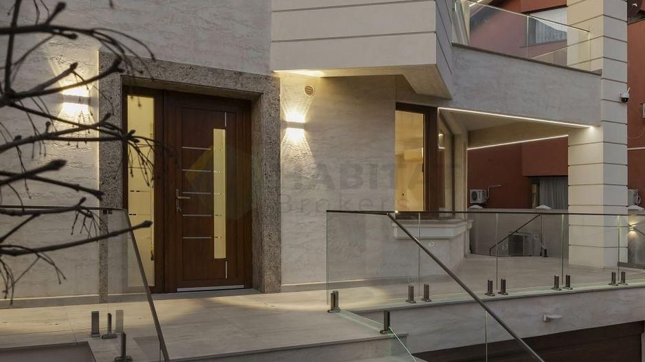 Vilă de lux  | Pipera – 7 camere, 5 băi, 4 terase | 1.500.000 EUR - Poză 7