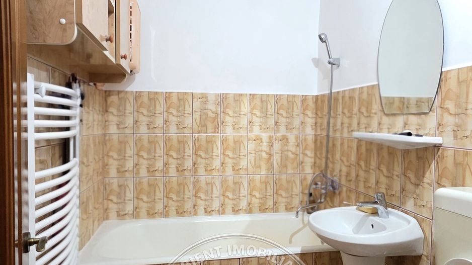 Apartament cu 1 cameră, ETAJ 2, VASLUI - zona FEROVIARI; - Poză 9