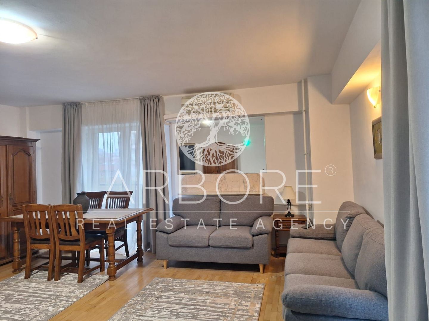 Garsoniera de inchiriat  Unirii - Poză 1