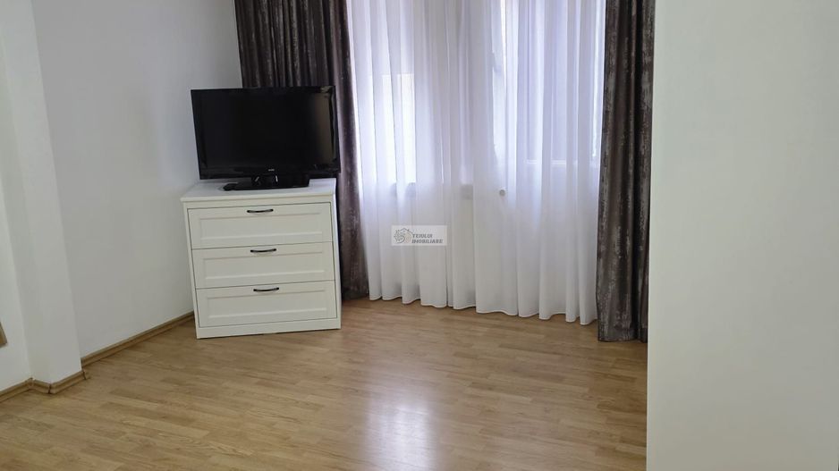 De inchiriat GARSONIERA /parter/Focsani SUD/ vis-a-vis de PETROM - Poză 4