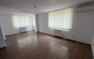 Clădire Multifuncțională 800 mp | Renovată 2024 | Ideală pentru Clinică, Birouri - Poză 21