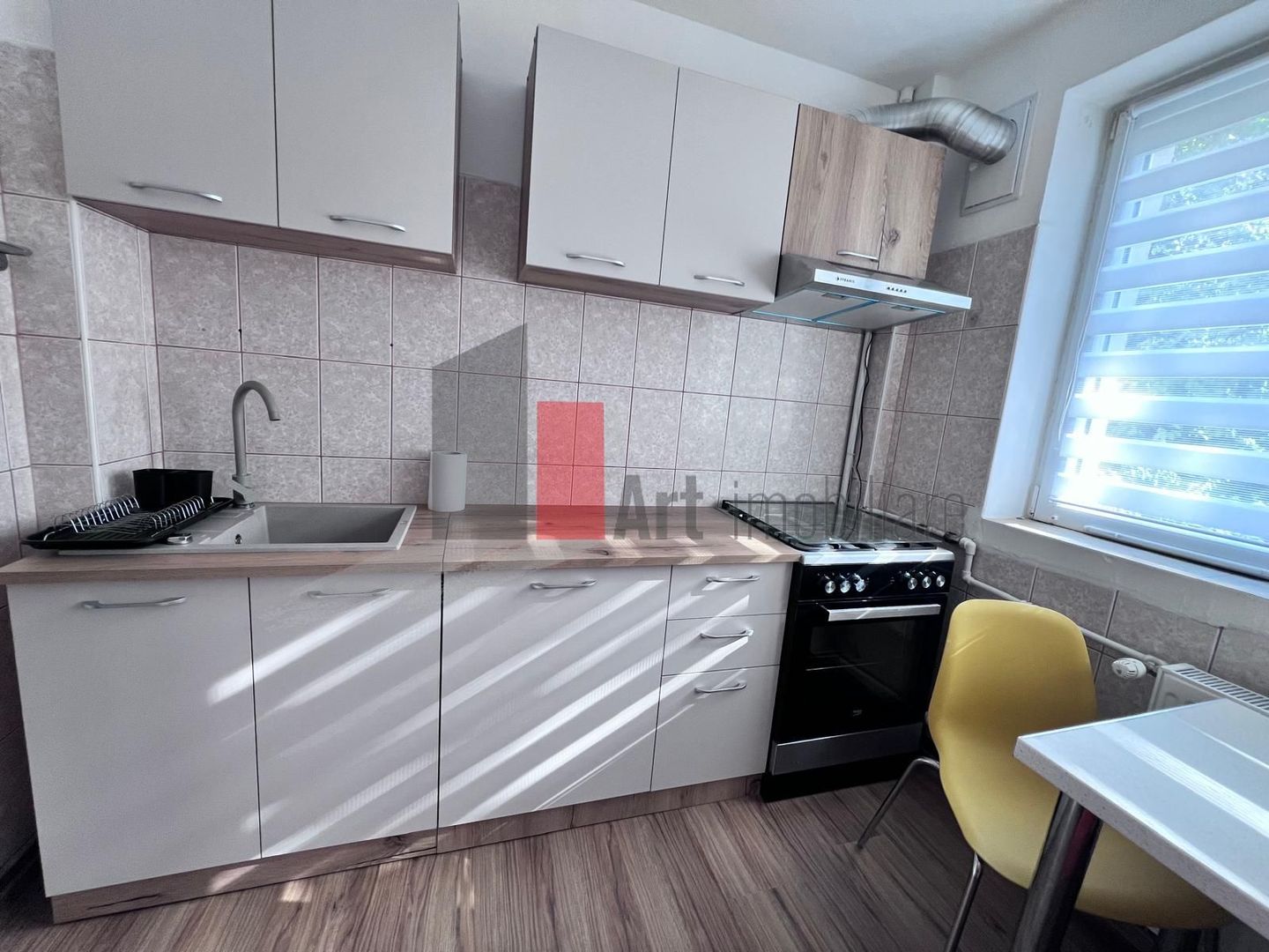 Închiriere apartament 3 camere – Crangasi - Poză 14