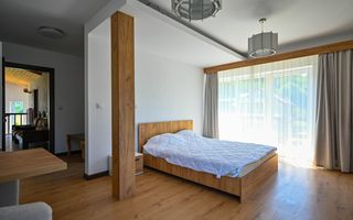 Oază de liniste cu potential comercial, vila moderna în Rasnov - Poză 7