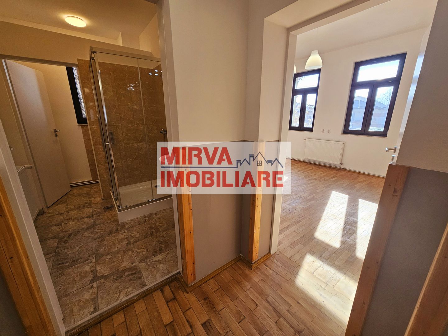 2 Vile Interbelice | Zonă Centrală | Renovate Integral 2024 - Poză 53