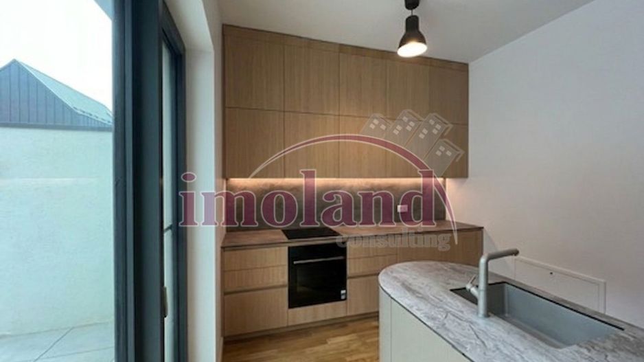 Vanzare - Townhouse 6 camere - mobilat + 2 locuri parcare Avalon Estate - Pipera - Poză 6