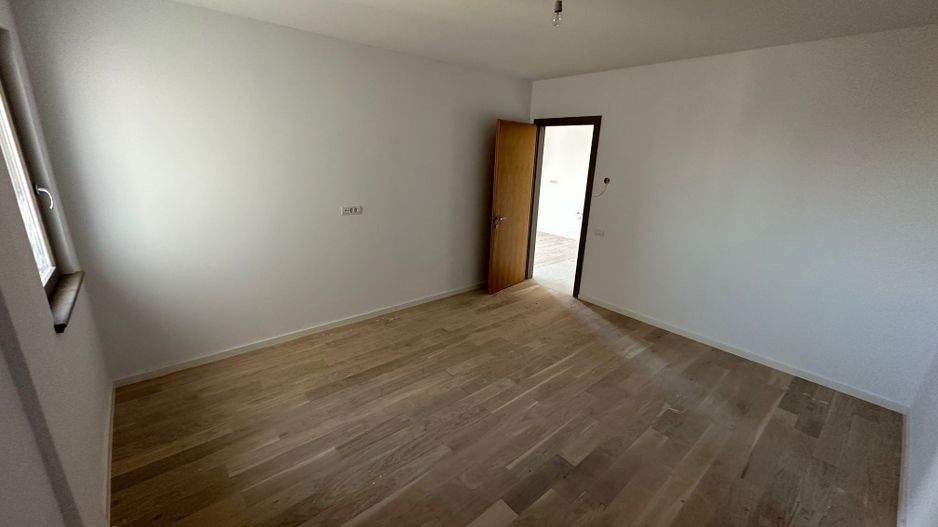 Apartament 3 camere - Poză 9