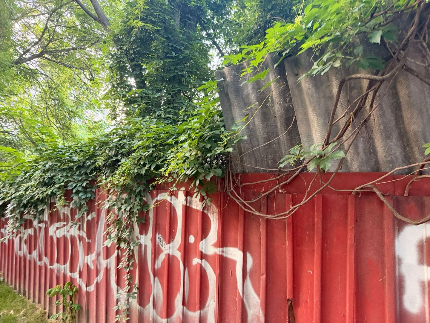 URGENT!, teren liber de constructii, dubla deschidere, NEGOCIABIL - Poză 1