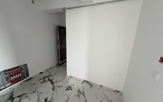 Decomandat. TVA 21% si 1 loc de parcare incluse in pret - Poză 3