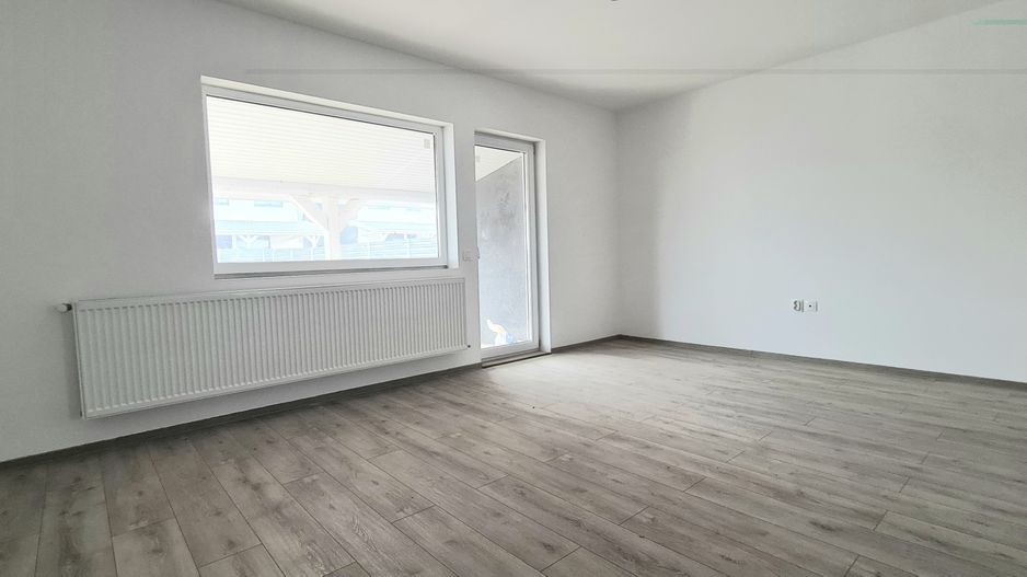 Casa finalizata intabulata in Cartier Izvor Tarlungeni Brasov - Poză 1