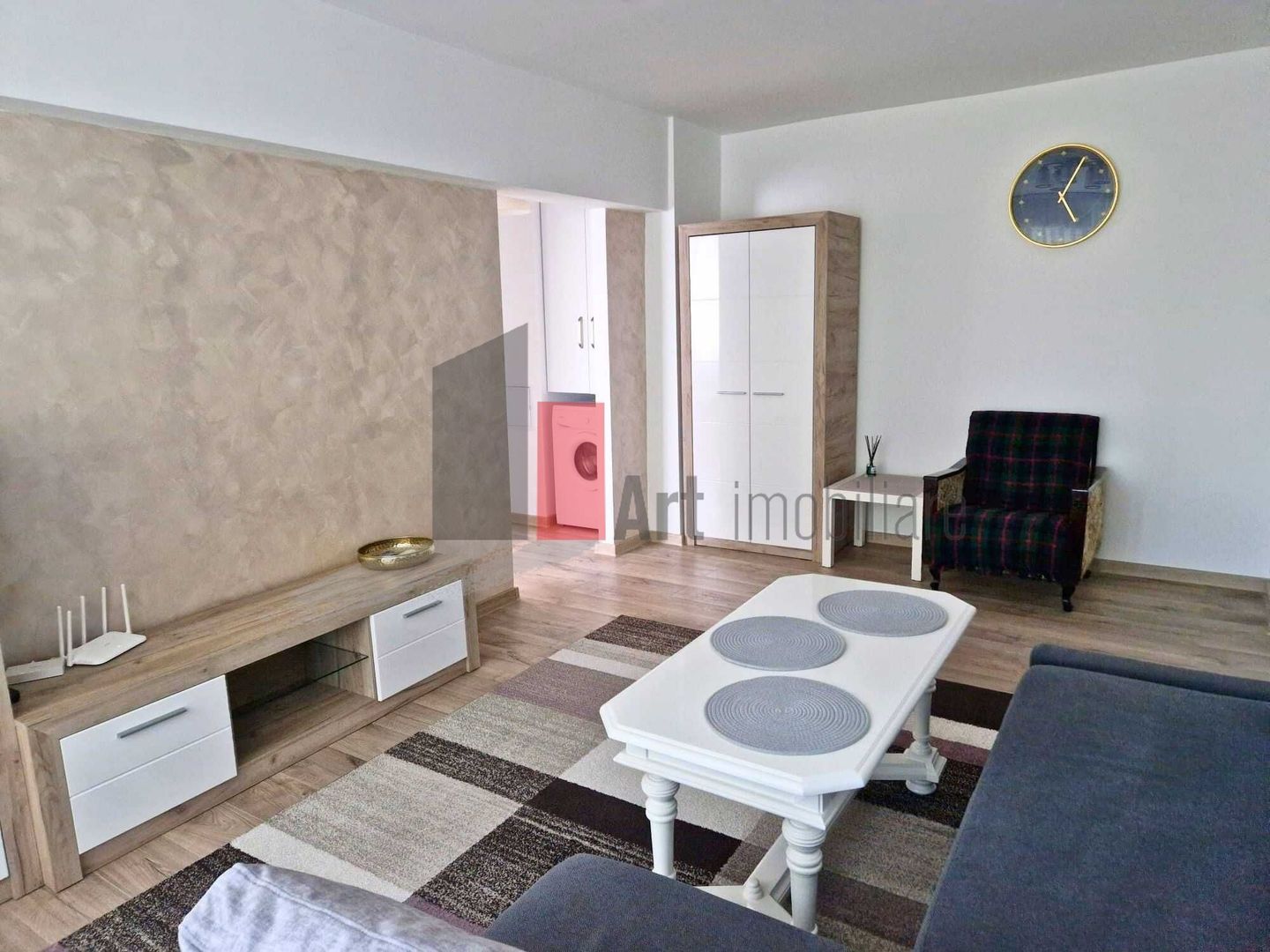 Inchiriez apartament 2 camere, zona Calea Crangasi - Poză 1