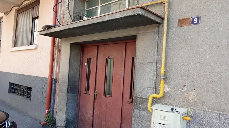 BRASADAS vinde locuință ULTRACENTRALA 2 cam PARTER 72mp. - Poză 2