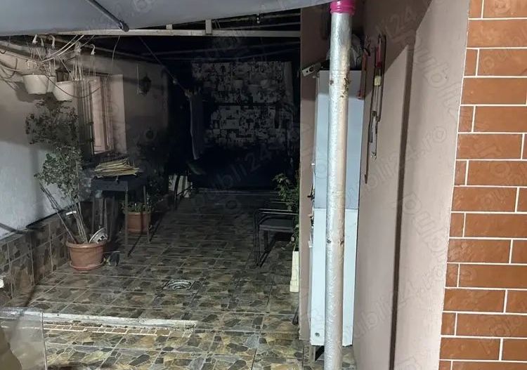 De vanzare casa+curte, pivnita, centrala, Salaj - Poză 1