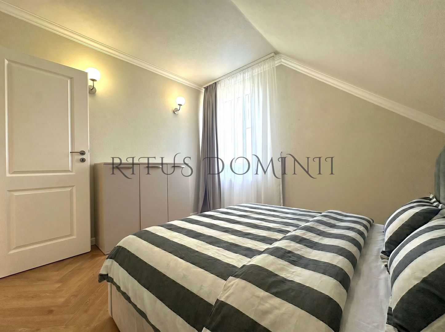Casa cu 5 camere lângă Pădurea Felix, Cihei, 120mp - Poză 8