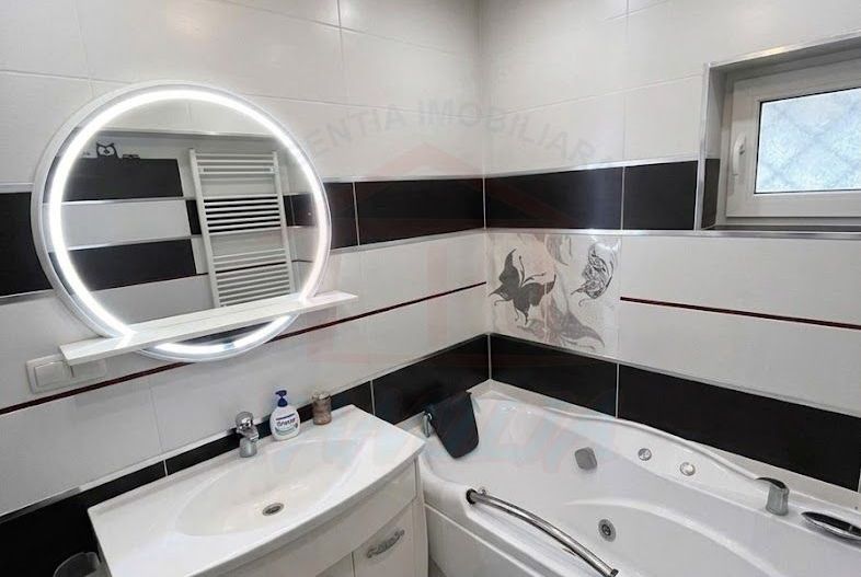 De inchiriat ap 2 camere in Micro 21, pret 2000 ron/luna, 60mp - Poză 3