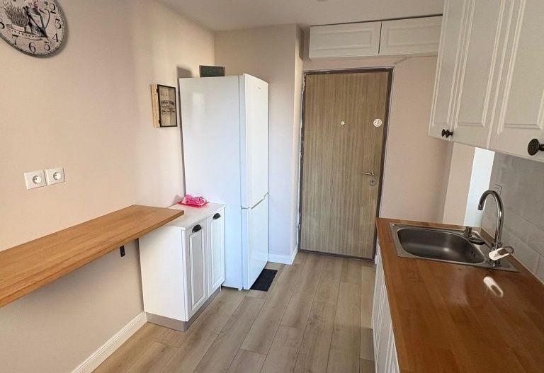 Vând apartament 2camere zona Carpați 1. - Poză 1